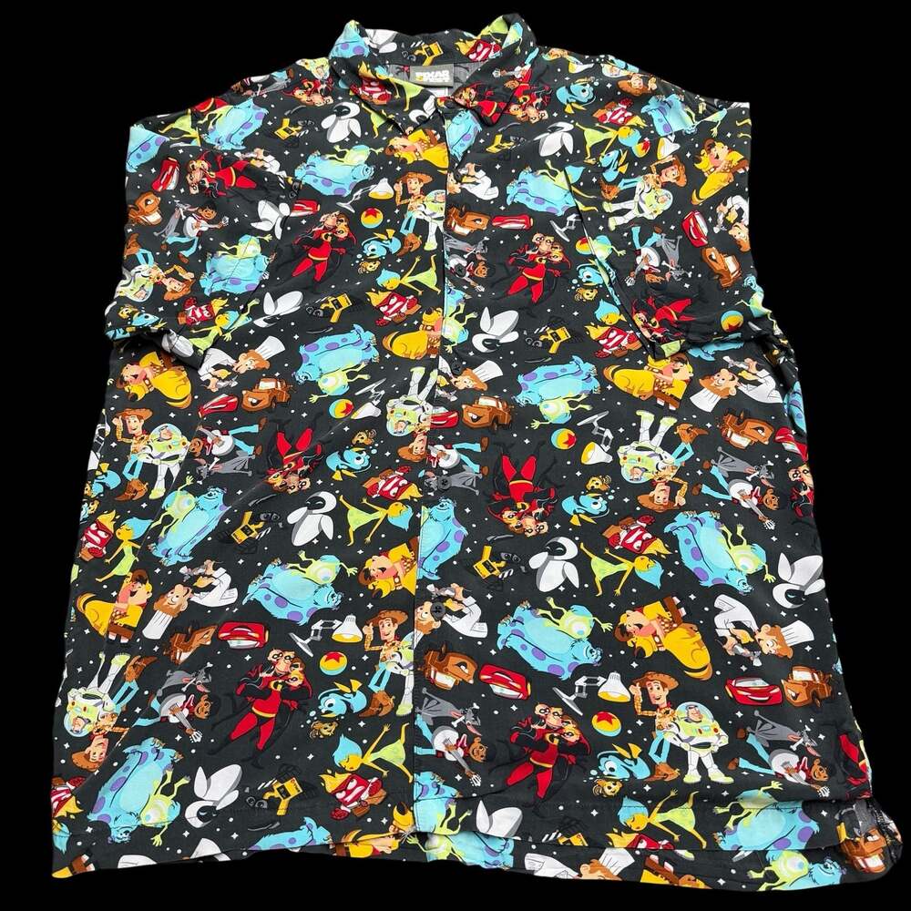 Disney Pixar Fest All-Over Print Short Sleeve Button Down Shirt Size XL
